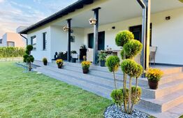 Casa moderna, suprafata utila 145 mp, 5 ari teren, zona Lapterra