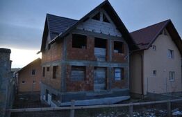 Casa la rosu Burdujeni. 189mp utili, D+P+1, 300 mp teren