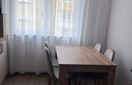 Apartament 4 camere, decomandat, etaj intermediar, zona USV