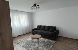 Apartament 4 camere, decomandat, etaj intermediar, zona USV
