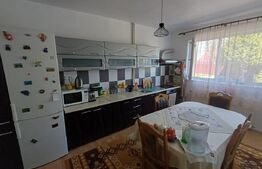 Casă 6 camere, S construita 375 mp, zona Zamca