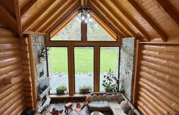 Cabana exclusivista din lemn rotund, 5500mp teren, Sucevita