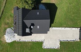 Cabana exclusivista din lemn rotund, 5500mp teren, Sucevita