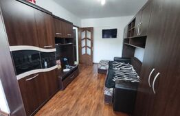Garsoniera, etaj 2, zona centrala, Siret