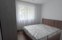 Apartament 4 camere, decomandat, etaj intermediar, zona USV