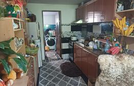 Casă de locuit si spatiu comercial, teren 7300 mp, Hreatca, com. Vulturesti