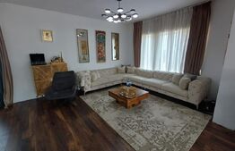 Casă cu 6 camere si piscina, Bulai - Moara