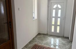 Casa 4 camere, 83 mp, 1000 mp teren, zona Dumbraveni