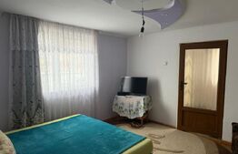 Casa 4 camere, 83 mp, 1000 mp teren, zona Dumbraveni