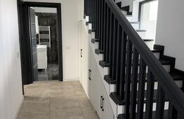 Casa 4 camere, 130 mp, 6 ari teren, zona Moară