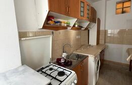 Apartament 3 camere + boxa, etaj intermediar, Radauti