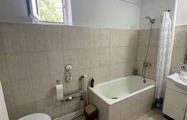 Apartament 4 camere, 77 mp - zona Universității