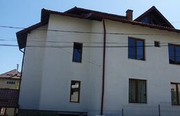Casă 3 camere finisate si 7 camere la rosu (Et+M), 182mp, in Vatra Dornei