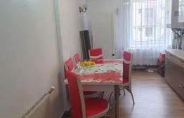 Apartament de vanzare, cu 2 camere, decomandat, in Vatra Dornei