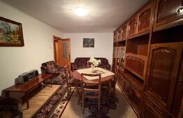 Apartament 3 camere, etaj intermediar, Radauti