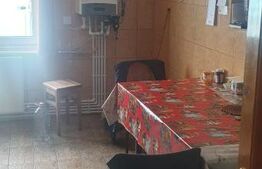 Casă 5 camere, 105 mp, in Vatra Dornei