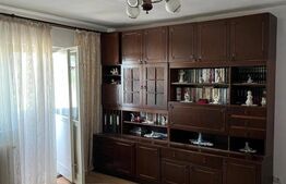 Apartament de vanzare, cu 3 camere, semidecomandat - in Vatra Dornei