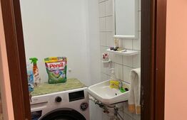 Apartament de vanzare, cu 3 camere, semidecomandat - in Vatra Dornei
