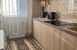 Apartament de vanzare, cu 3 camere, semidecomandat - in Vatra Dornei