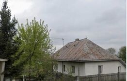 Casa + teren 900 mp, 20 ml deschidere la E85, zona Danila, Suceava