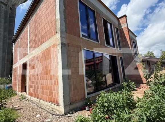 Casa de vânzare 4 camere Nord Vest - 197600CV | BLITZ Suceava | Poza1