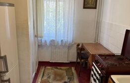 Apartament 3 camere, etaj 1, zona Profi Zamca