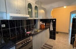 Apartament 4 camere. etj 2,  Radauti