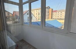 Apartament 4 camere. etj 2,  Radauti