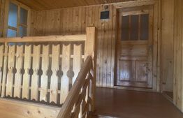 Spatiu comercial și pentru cazare, 8 camere, 119 mp, în Câmpulung Moldovenesc 