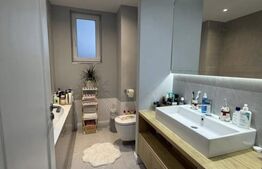 Apartament 3 camere, etaj 2, zona ultracentrala, bloc nou,  Radauti