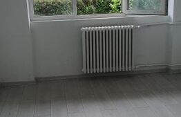 Apartament cu 3 camere, semidecomandat, renovat, nemobilat in Vatra Dornei