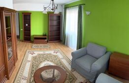 Apartament 3 camere, decomandat, zona Zamca