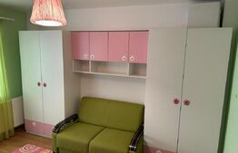 Apartament 3 camere, decomandat, zona Zamca