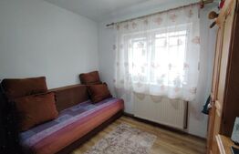 Apartament de vanzare, cu 3 camere, semidecomandat - in Vatra Dornei
