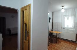 Apartament de vanzare, cu 3 camere, semidecomandat - in Vatra Dornei