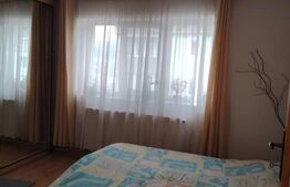Apartament de vanzare, cu 3 camere, semidecomandat - in Vatra Dornei