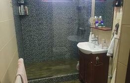 Apartament de vanzare, cu 3 camere, semidecomandat - in Vatra Dornei
