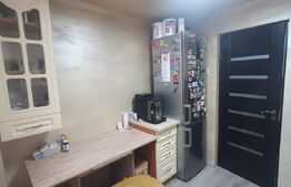 Apartament de vanzare, cu 3 camere, semidecomandat - in Vatra Dornei