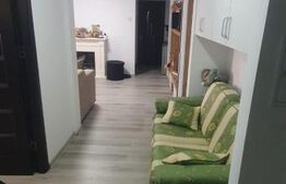 Apartament de vanzare, cu 3 camere, semidecomandat - in Vatra Dornei