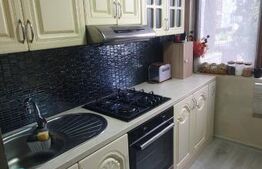 Apartament de vanzare, cu 3 camere, semidecomandat - in Vatra Dornei