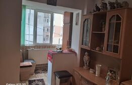 Apartament cu 3 camere, etaj 1, centrala termica, zona Catedrala