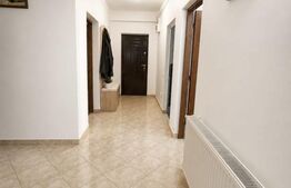 Apartament 4 camere, 115 mp + 2 balcoane, parter, Radauti