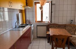 Apartament de vanzare, 4 camere, decomandat, 84 mp - Burdujeni