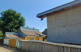 Casă de vânzare cu anexe, 174 mp, 22 ari teren, Grigoresti