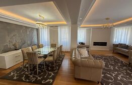 Apartament de lux, 200 mp, etaj intermediar, Radauti
