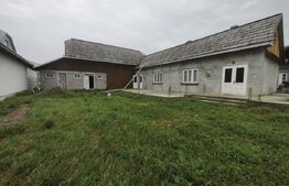 Casa individuala, 2400 mp teren, Milisauti, Radauti