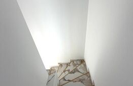 Casa tip duplex , 104 mp cu balcon , 300 mp teren , zona rezidentiala Burdujeni