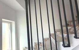 Casa tip duplex , 104 mp cu balcon , 300 mp teren , zona rezidentiala Burdujeni