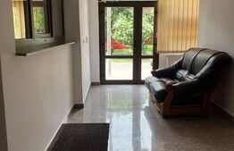 Spatiu birouri de inchiriat, ultracentral, 70 mp, Radauti