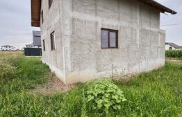 Casă cu 4 dormitoare, 145 mp utili, teren 500 mp, la stadiul gri, Ipotești